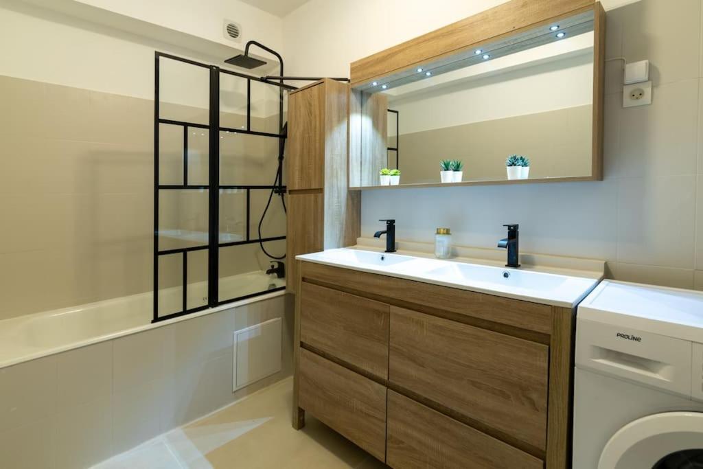 Apartamento Elegant T3 Le Petit Palais Aviñón Exterior foto